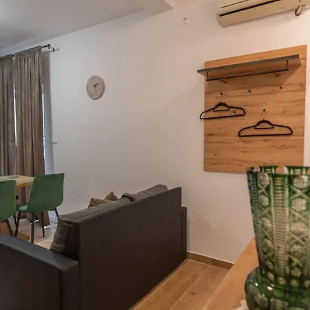 Apartman Iko Cista Provo Exterior photo